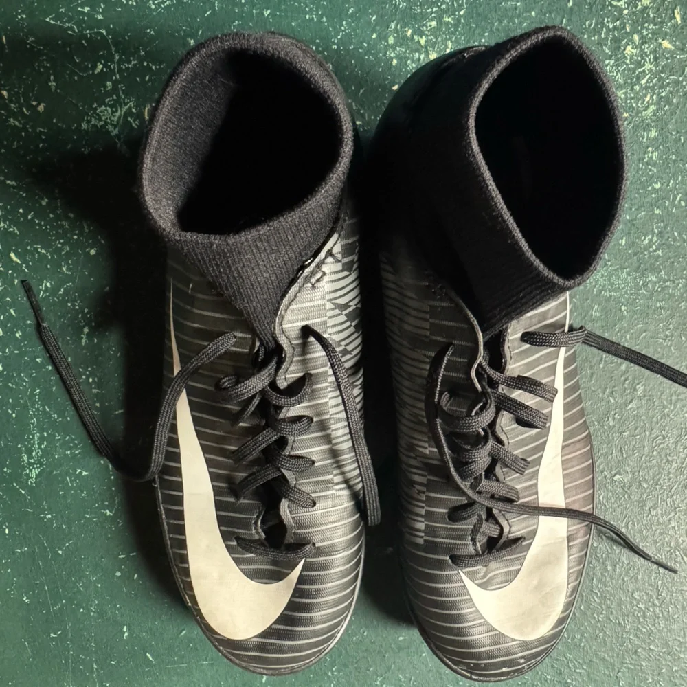 Nike Kids Mercurial Turf Soccer Shoes - Youth 5.5